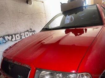 Kapota Škoda Octavia 1 RS