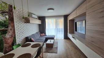 Moderný 3-izbový byt s veľkým balkónom v top lokalite Slnečn