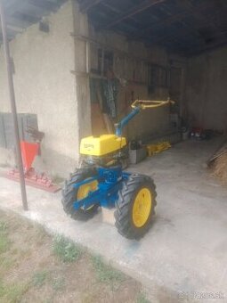 AGZAT malotraktor