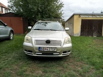 Toyota Avensis Combi - 1