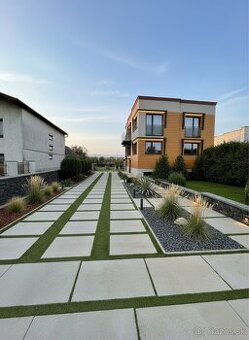 🏡 Ponúkame na predaj priestranný rodinný dom