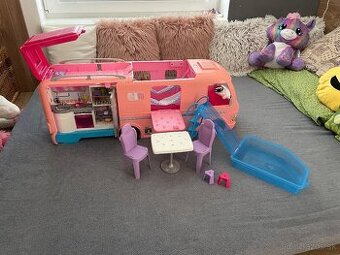 Barbie karavan