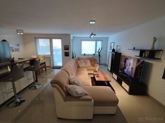 NOVÁ CENA.Predáme 3i luxusný byt v Trenčíne.