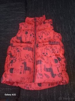 Chlapčenská vesta veľkosť 86