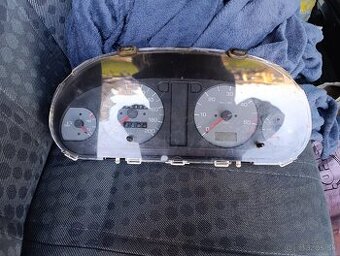 Škoda Felicia 1.9D plne funkčné budíky