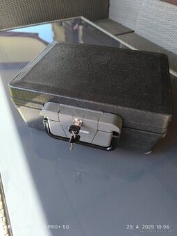 Ohňovzdorný kufor na dokumenty a peniaze - 1