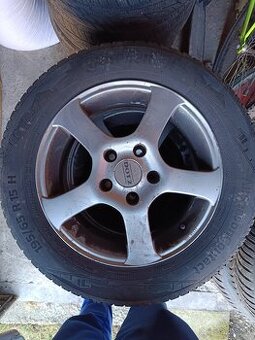 Celoročné pneu 195/65 r15