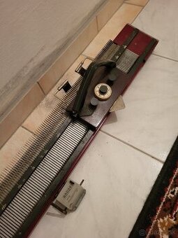 Darujem pletaci stroj - 1