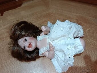 Porcelánová bábika 3.