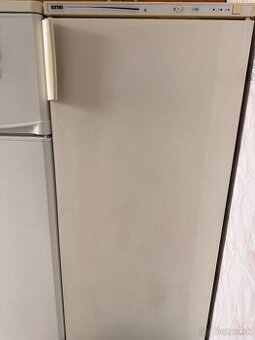 Predám staršiu funkčnú mrazničku