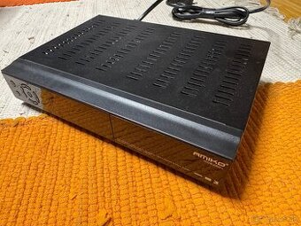 Satelitný prijímač Amiko 8260+ s parabolou
