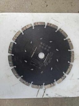 Hilti 230 mm diamantových kotúč