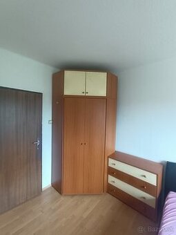 Zostava skríň na predaj