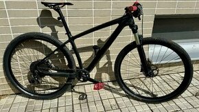 Predám karbónový horský bicykel 29
