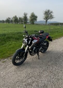 Honda CB125R 2018