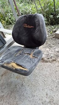 Sedačka zetor