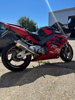 Honda CBR 954 RR fireblade 2005