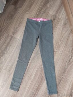 Damske leginy vel.S