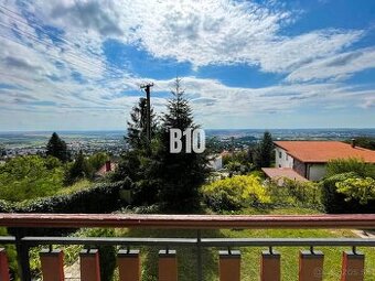 Rodinný dom na Zobori s krásnym výhľadom a 9,6a pozemkom