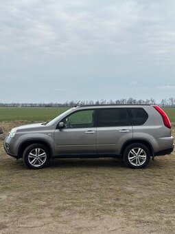 Nissan X trail
