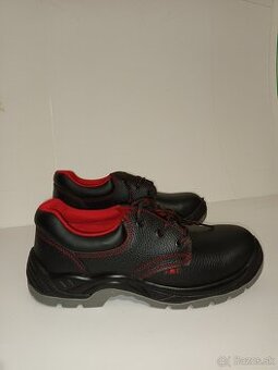 Klasické pracovné poltopánky ULM SC-02-007 S1P SRC Fridrich