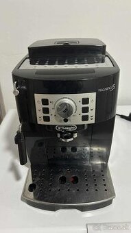 DeLonghi Magnifica S ECAM 22.110.B