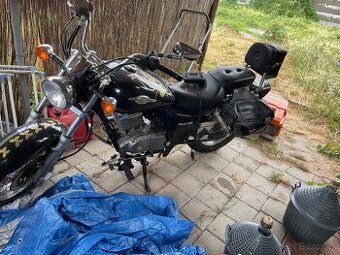 SUZUKI Marauder 125, 2010