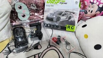 RC Auto Drift Racing 1:24 – Kompletný set s príslušenstvom