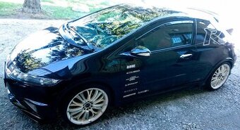 Predam Honda Civic Type R FN2 2.0 i-VTEC