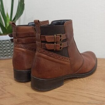 Kožené kotníkové čižmy