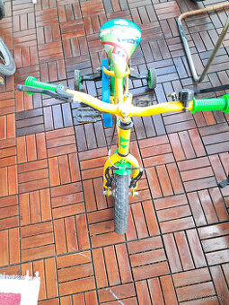 Predáme bicykel 12 s pomocnými kolieskami