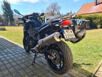 Predam BMW  F800r, r.v.2015,  86 k, 27000 km overitelne.
