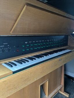 Elektro organ Guthain EQ 1001
