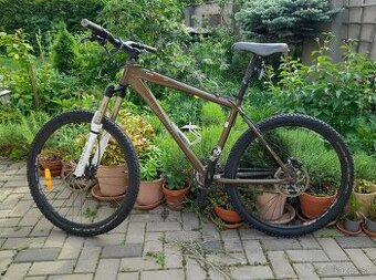 Bicykel Mongoose hartejl