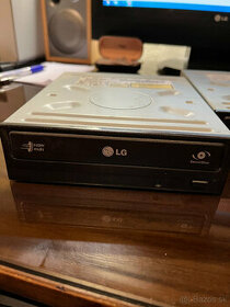DVD/CD Mechanika