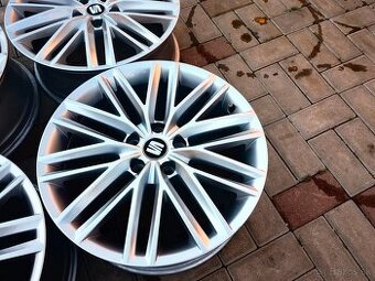Seat Ateca,Leon,Taraco, Volkswagen,Škoda 5x112 r18