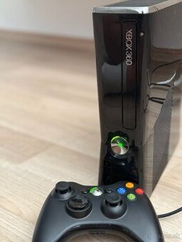 Xbox 360 Slim 250 GB – Predinštalované hry + HDMI