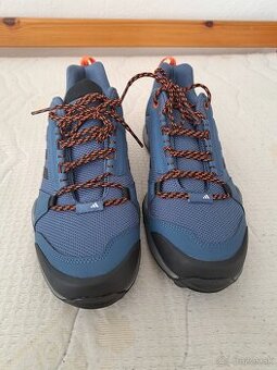 Botasky Adidas Terrex 44