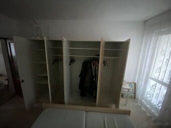 Predám lacno veľmi peknu komplet spálňu