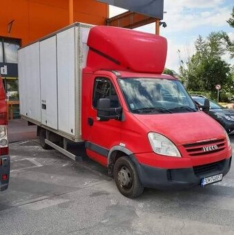 Stahovanie, vypratávanie, autodoprava