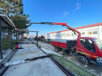 Autodoprava s hydraulickou rukou