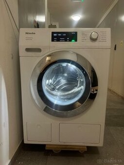 Predám práčku Miele WEG 675 WCS - 1