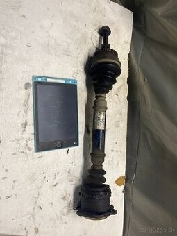 PRAVA  PREDNA POLOS AUTOMAT AUDI A6 C5