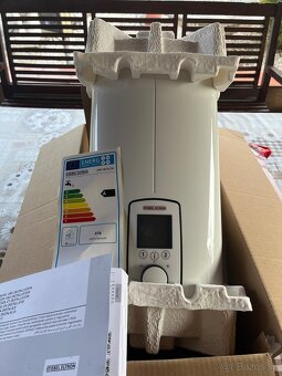 Nový Prietokovy ohrievač DHB E LCD