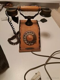 Retro telefón Tesla
