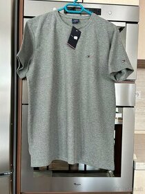 Tommy Hilfiger pánske tričko veľkosť XL - 1