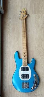Harley Benton Stingray