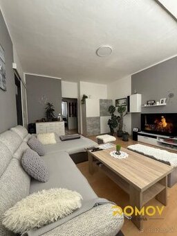 3 izbový byt s balkónom v centre obce