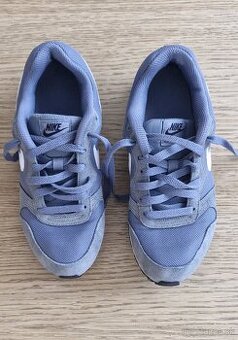 Nike dámske tenisky č.38