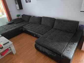 Predám veľký rozťahovací gauč s vankúšmi